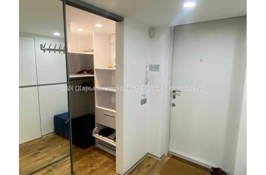 Продам квартиру, Переяславская ул. , 1 кім., 55 м², авторский дизайн 