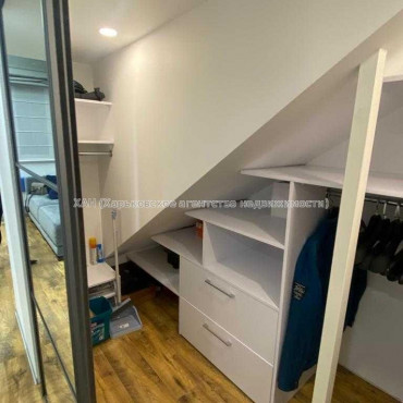 Продам квартиру, Переяславская ул. , 1 кім., 55 м², авторский дизайн 