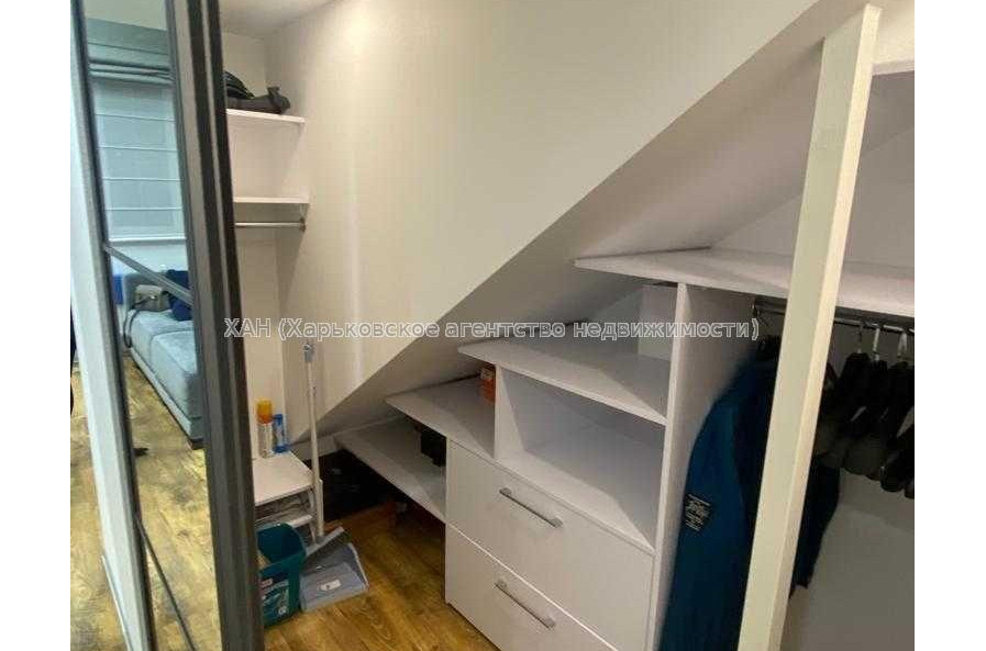 Продам квартиру, Переяславская ул. , 1 кім., 55 м², авторский дизайн 