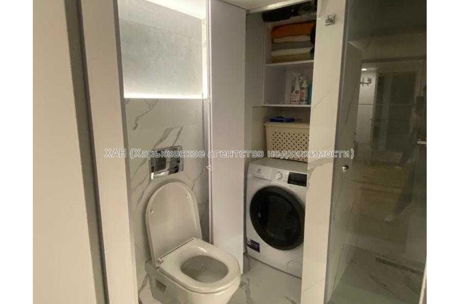 Продам квартиру, Переяславская ул. , 1 кім., 55 м², авторский дизайн 