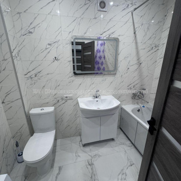 Продам квартиру, Непокоренных ул. , 1 кім., 48 м², евроремонт 