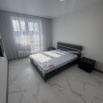 Продам квартиру, Непокоренных ул. , 1 кім., 48 м², евроремонт 