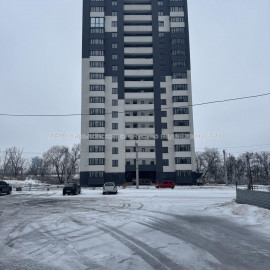 Продам квартиру, Непокоренных ул. , 1  ком., 46 м², без внутренних работ