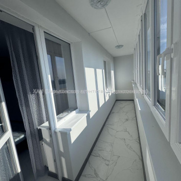 Продам квартиру, Непокоренных ул. , 1 кім., 48 м², евроремонт 
