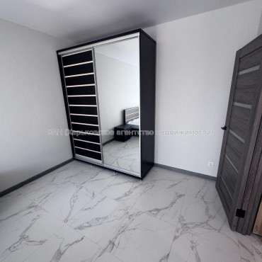 Продам квартиру, Непокоренных ул. , 1 кім., 48 м², евроремонт 