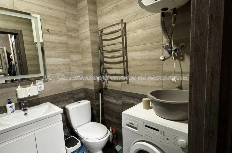 Здам квартиру, Заливная ул. , 1 кім., 43 м², евроремонт 