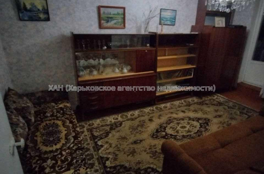 Продам квартиру, Салтовское шоссе , 1  ком., 32.80 м², советский ремонт 