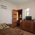 Продам квартиру, Александровский просп. , 3  ком., 65 м², косметический ремонт 