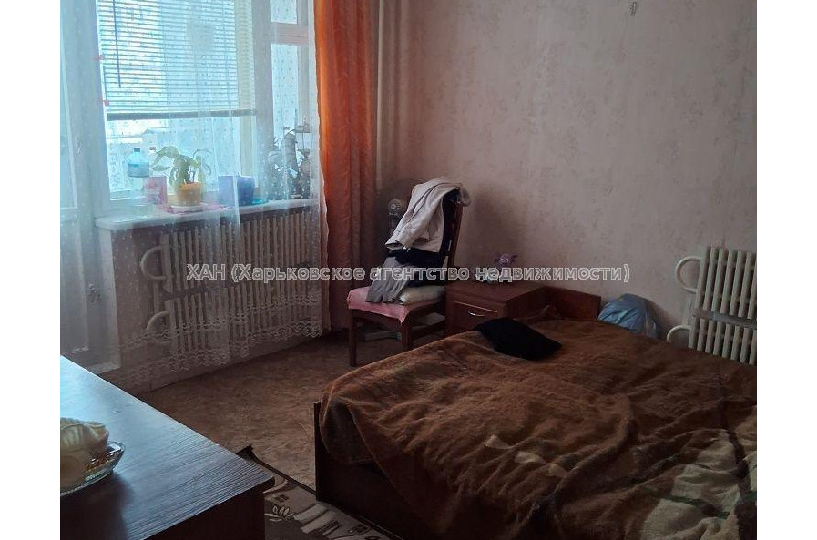 Продам квартиру, Александровский просп. , 3 кім., 65 м², косметический ремонт 
