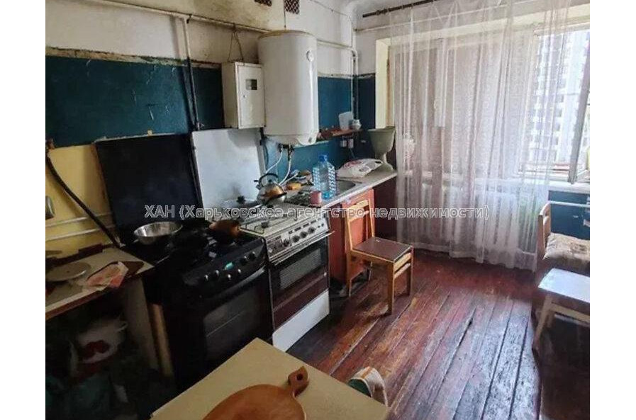 Продам квартиру, Шекспира ул. , 1 кім., 18 м², советский ремонт 
