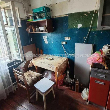 Продам квартиру, Шекспира ул. , 1 кім., 18 м², советский ремонт 