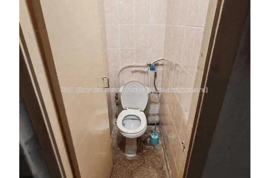 Продам квартиру, Шекспира ул. , 1 кім., 18 м², советский ремонт 