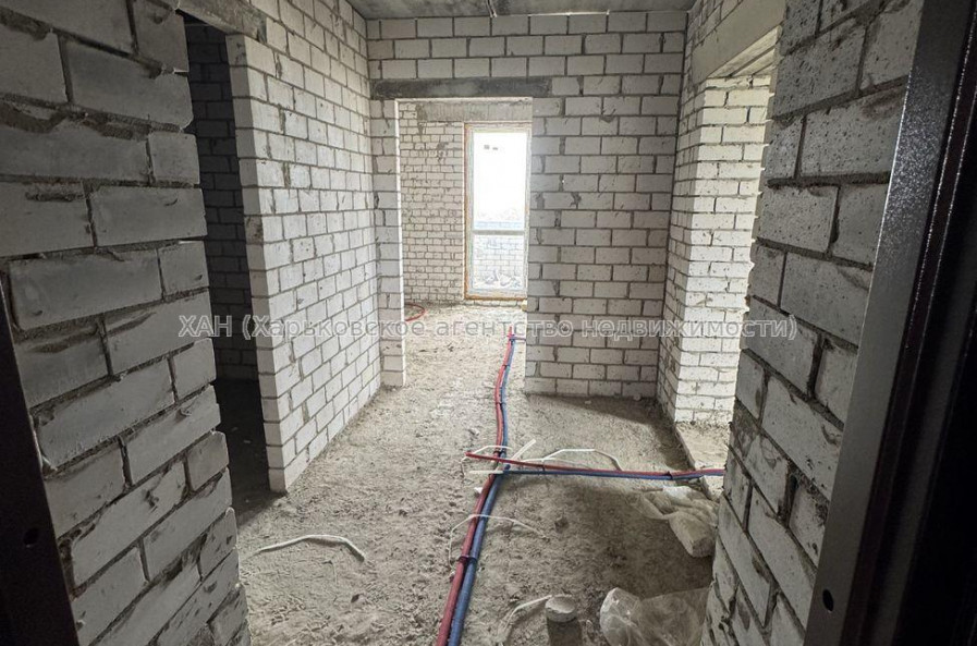 Продам квартиру, Лисаветинская ул. , 2 кім., 56 м², без внутренних работ 