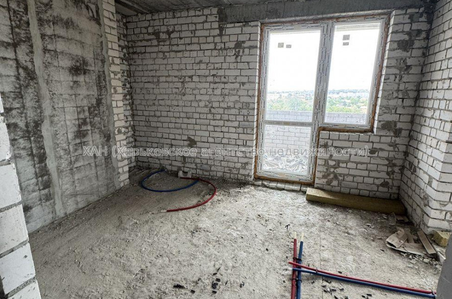 Продам квартиру, Лисаветинская ул. , 2 кім., 56 м², без внутренних работ 