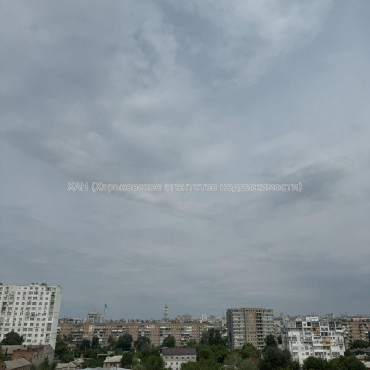 Продам квартиру, Лисаветинская ул. , 2 кім., 56 м², без внутренних работ 