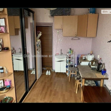 Продам квартиру, Мира ул. , 1 кім., 15.60 м², косметический ремонт 