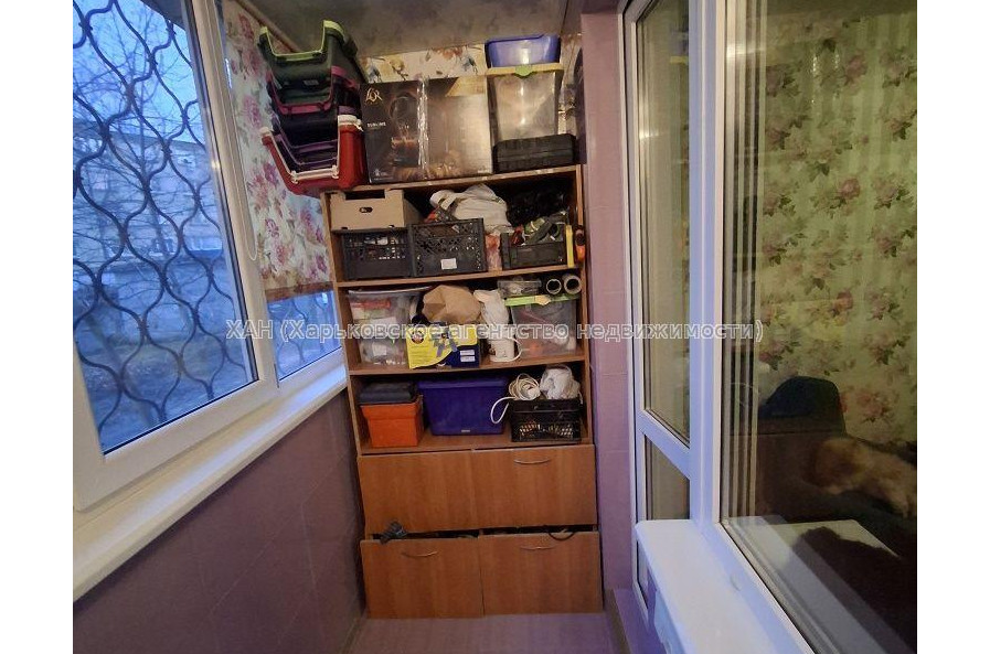 Продам квартиру, Зерновой пер. , 3 кім., 65.40 м², капитальный ремонт 