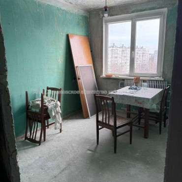 Продам квартиру, Тракторостроителей просп. , 2  ком., 46.70 м², без ремонта 