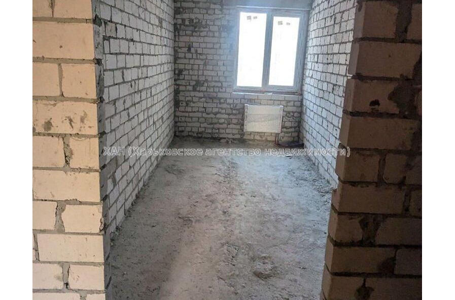 Продам квартиру, Льва Ландау просп. , 3  ком., 80 м², без внутренних работ 