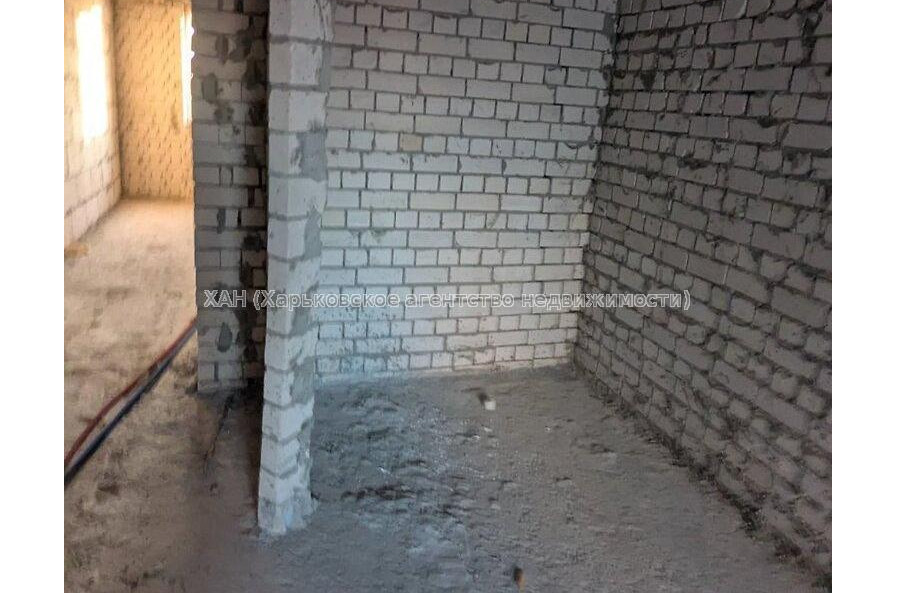 Продам квартиру, Льва Ландау просп. , 3  ком., 80 м², без внутренних работ 