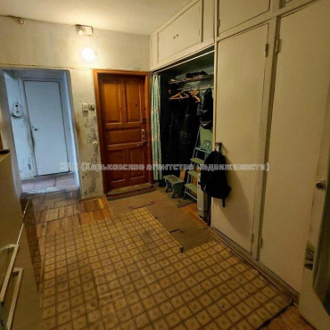 Продам квартиру, Мира ул. , 3 кім., 65 м², советский ремонт 