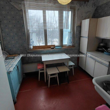 Продам квартиру, Мира ул. , 3 кім., 65 м², советский ремонт 