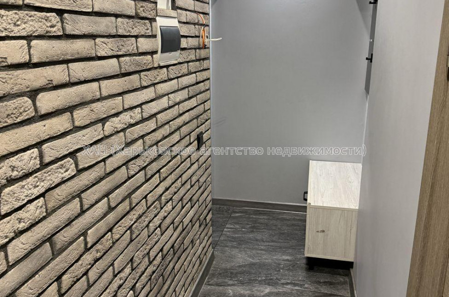 Продам квартиру, Спортивная ул. , 1 кім., 34 м², капитальный ремонт 