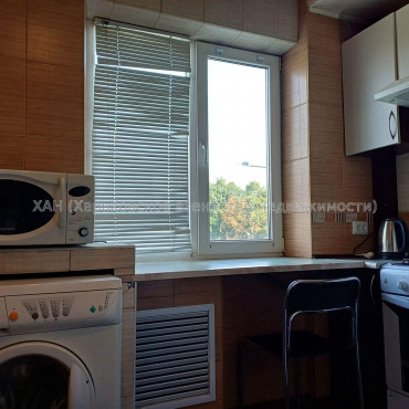 Сдам квартиру, Богдана Хмельницкого бульв. , 2  ком., 46 м², евроремонт 