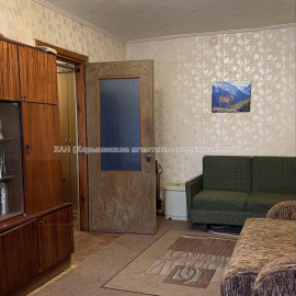 Продам квартиру, 12 Апреля ул. , 1 кім., 31.90 м², советский ремонт