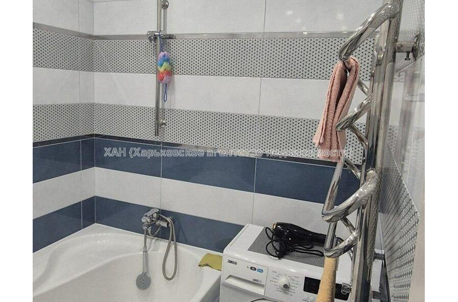 Продам квартиру, Ботаническая ул. , 2 кім., 82 м², евроремонт 