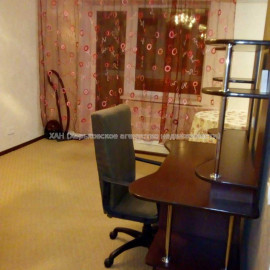 Продам квартиру, Мира ул. , 1 кім., 33 м², капитальный ремонт