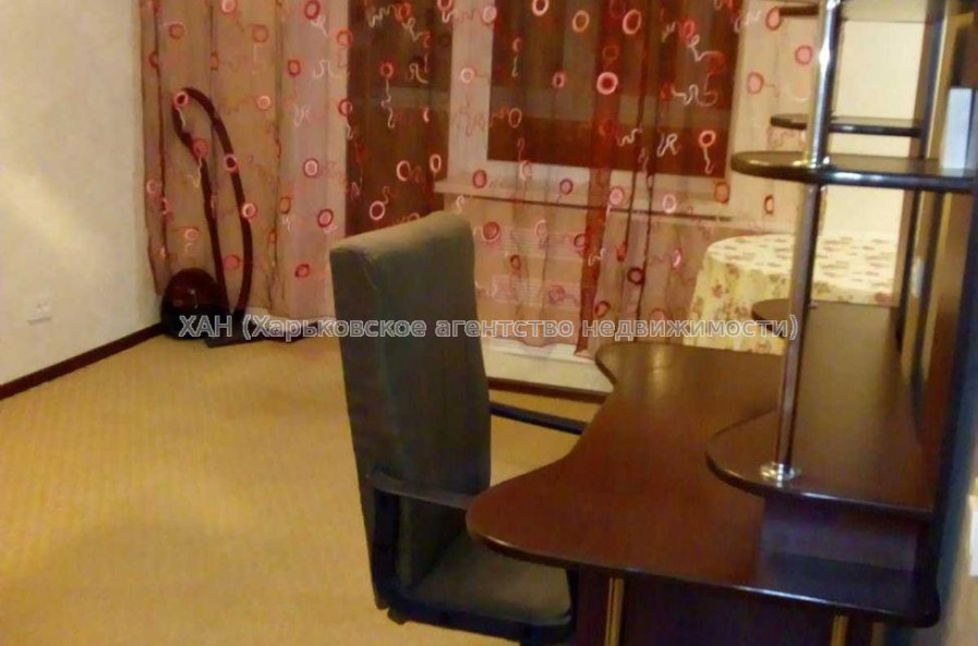 Продам квартиру, Мира ул. , 1 кім., 33 м², капитальный ремонт 