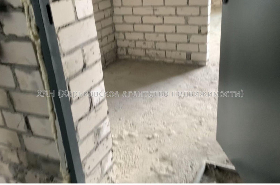 Продам квартиру, Франковская ул. , 1 кім., 55 м², без внутренних работ 