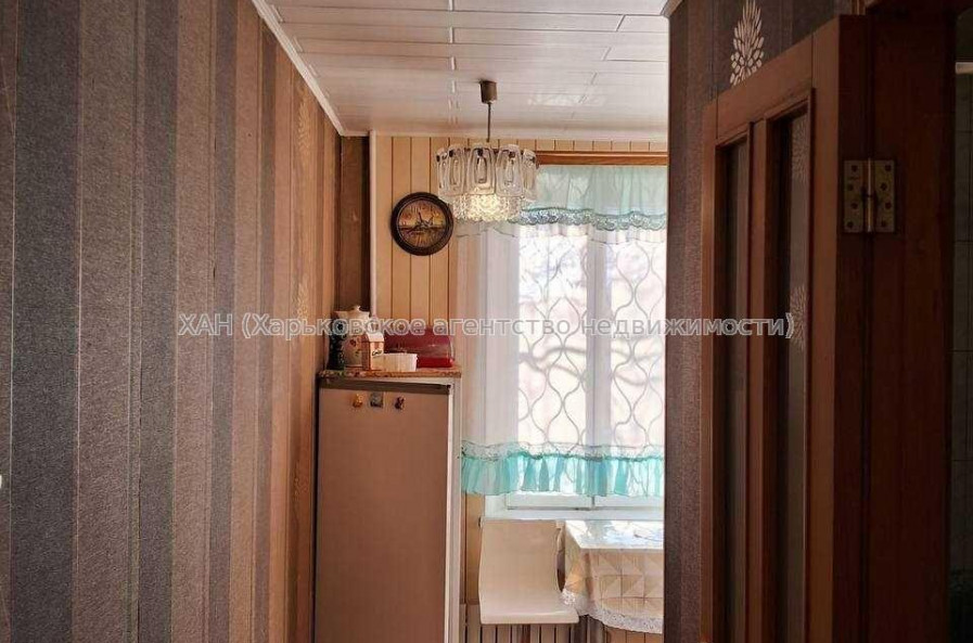 Продам квартиру, Единства ул. , 1 кім., 32 м², косметический ремонт 