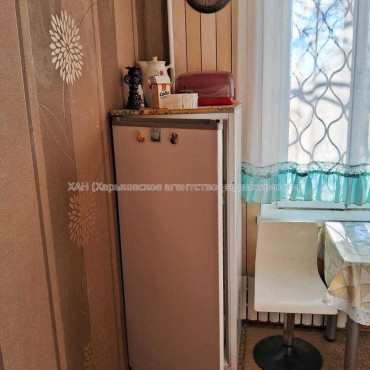 Продам квартиру, Единства ул. , 1 кім., 32 м², косметический ремонт 