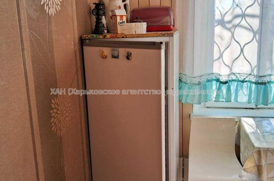 Продам квартиру, Единства ул. , 1 кім., 32 м², косметический ремонт 