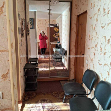 Продам квартиру, Единства ул. , 1 кім., 32 м², косметический ремонт 