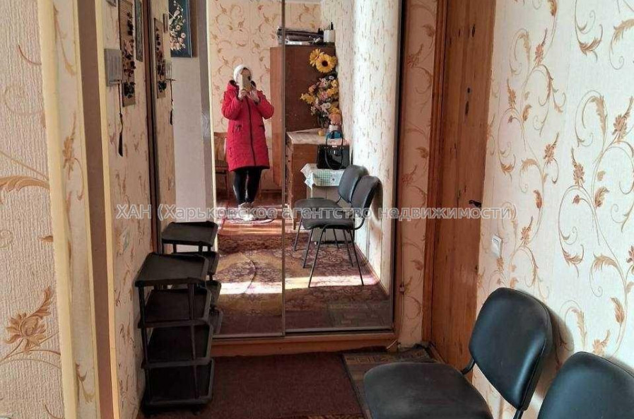 Продам квартиру, Единства ул. , 1 кім., 32 м², косметический ремонт 