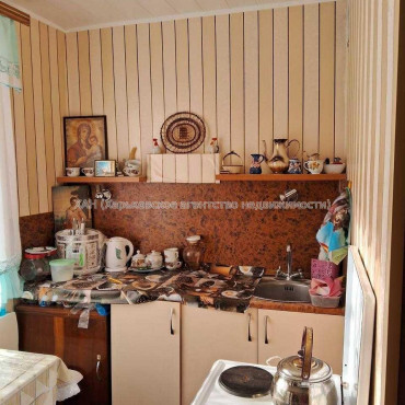 Продам квартиру, Единства ул. , 1 кім., 32 м², косметический ремонт 