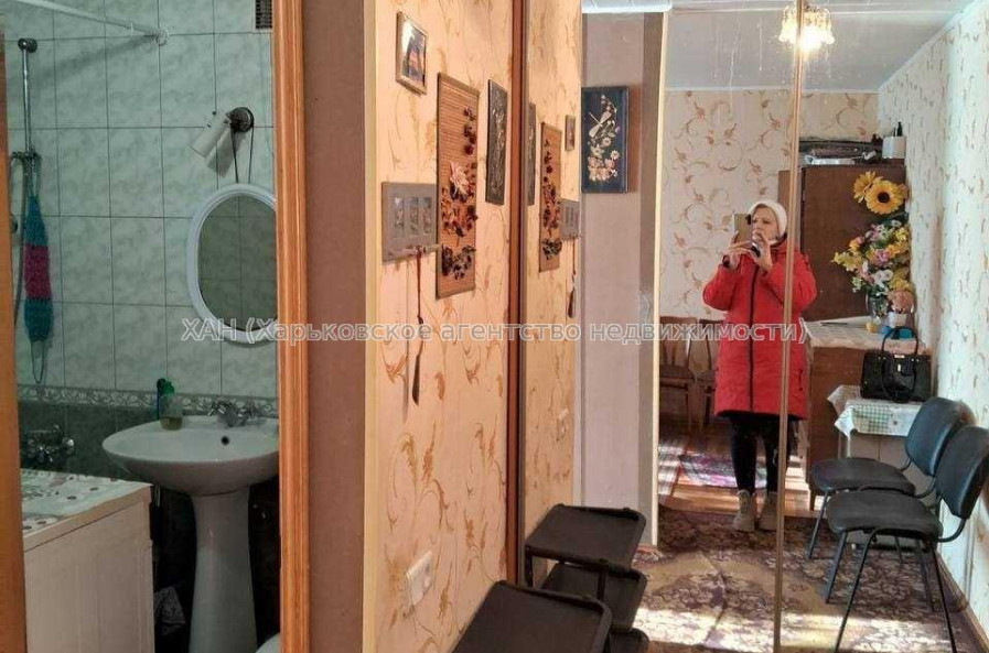 Продам квартиру, Единства ул. , 1 кім., 32 м², косметический ремонт 