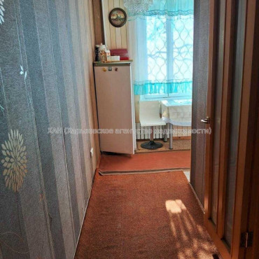 Продам квартиру, Единства ул. , 1 кім., 32 м², косметический ремонт 
