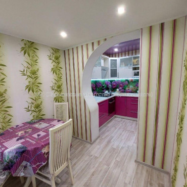 Продам квартиру, Светлая ул. , 2 кім., 52 м², евроремонт 