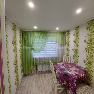 Продам квартиру, Светлая ул. , 2 кім., 52 м², евроремонт 