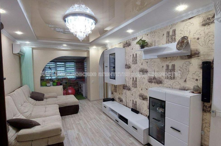 Продам квартиру, Светлая ул. , 2 кім., 52 м², евроремонт 