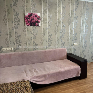 Продам квартиру, Героев Харькова просп. , 1 кім., 33.10 м², капитальный ремонт 