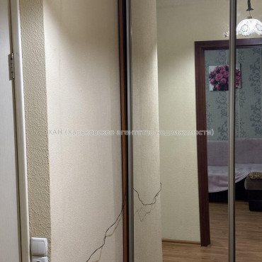 Продам квартиру, Героев Харькова просп. , 1 кім., 33.10 м², капитальный ремонт 