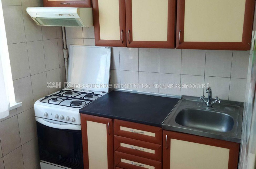 Продам квартиру, Героев Харькова просп. , 1  ком., 33 м², косметический ремонт 