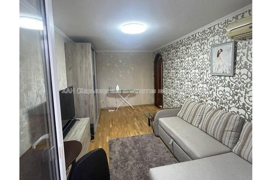 Продам квартиру, Победы просп. , 2 кім., 44.50 м², капитальный ремонт 