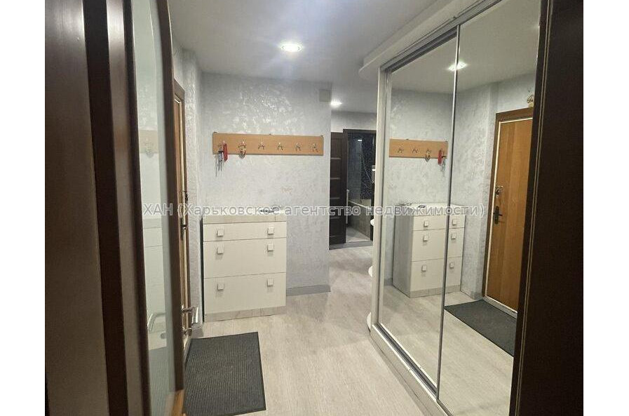 Продам квартиру, Победы просп. , 2 кім., 44.50 м², капитальный ремонт 