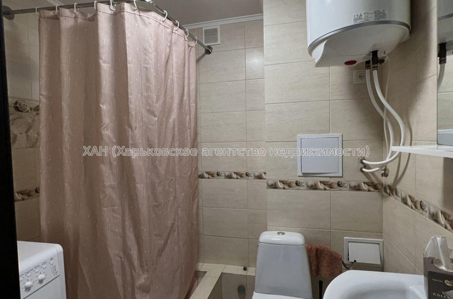 Продам квартиру, Леся Сердюка ул. , 1 кім., 33 м², евроремонт 